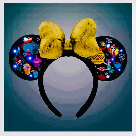 NWT Disney Parks Christmas 23 Light-Up Ornament Bow Mickey Minnie Mouse Ears - Picture 1 of 7